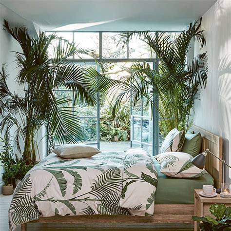 12 Dreamy Tropical Bedroom Ideas Find The Ultimate Tropical Vibe In