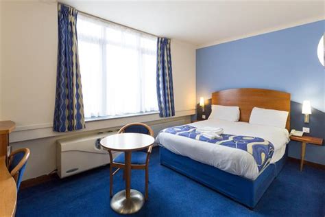 How to reach premier inn hotel wembley stadium london from. Wembley International Hotel, London - Compare Deals