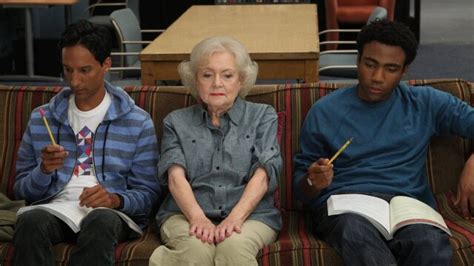 Watch Community Anthropology 101 S2 E1 Tv Shows Directv