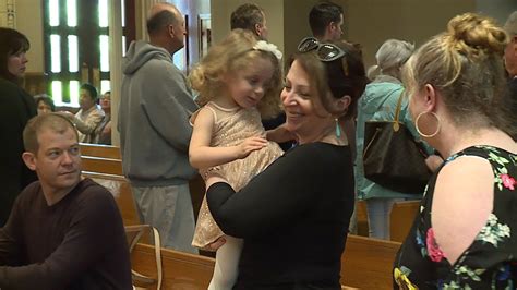 Celebrating Mothers Day During Mass in Scranton | wnep.com