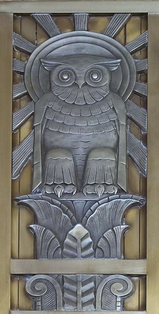 Spectacular Art Deco Owl Content In A Cottage