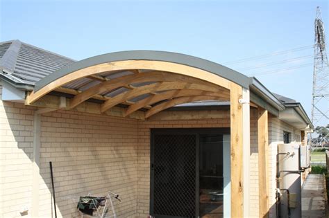 How To Build A Curved Pergola