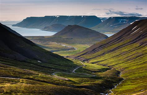 إمكانية التنزيل من حساب خاص في الانستقرام. صور: الطبيعة الساحرة في آيسلندا