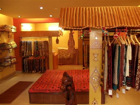 Jaipur Hutz Exclusive Rajasthani Boutique