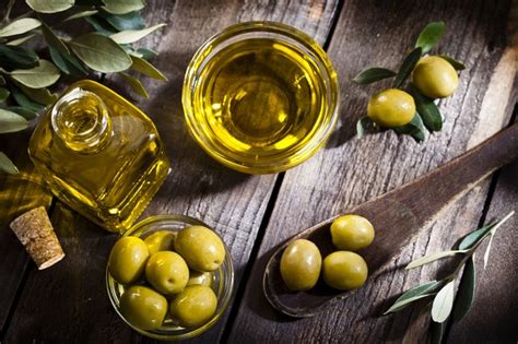 Apple Cider Vinegar And Olive Oil For The Gallbladder Livestrong