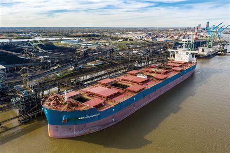 Port Of Mobile Welcomes Its Largest Bulk Carrier The Waterways Journal