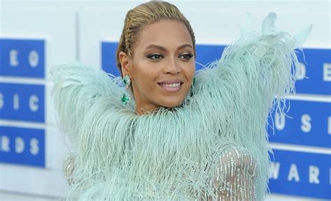 Beyoncen Synnytyksestä Ei Vielä Kahtakaan Kuukautta Taas Huippukunnossa