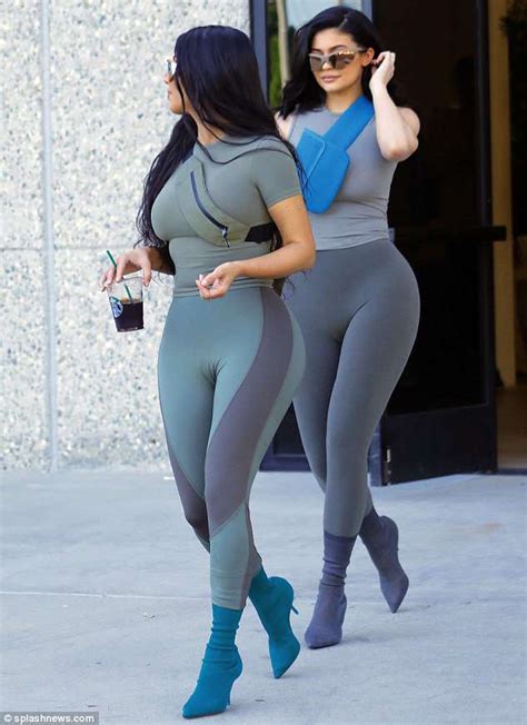 Kim Kardashian And Kylie Jenner Show Off Identical Curves Daily Mail