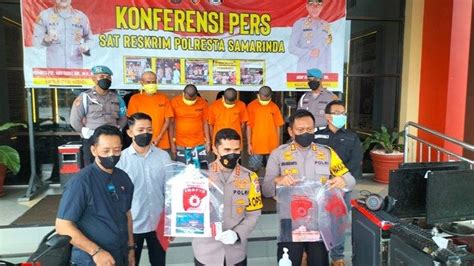 Usai Cokok Apin BK Di Malaysia Polri Bawa Pulang Tiga DPO Judi Online