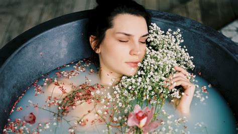 Diy Flower Bath A Must Try Self Care Ritual Orchid Republic