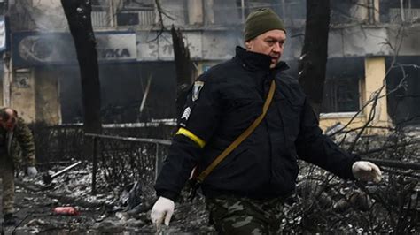 Siege Of Mariupol Fresh Russian Attacks Throw Evacuation Into Chaos