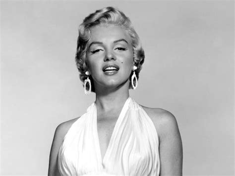 New Data Show How Closely Fbi Monitored Marilyn Monroe Cbs News