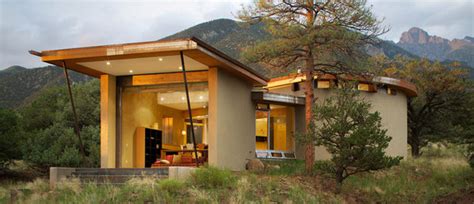 Houzz Tour Straw Bale Construction Anchors An Efficient Vacation Home