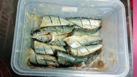 Ikan nila 1 kg bumbu 1. Cara membuat bumbu ikan goreng. - YouTube