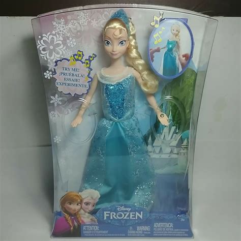 New In The Box Disney Frozen Elsa Musical Magic Doll Lights Up And