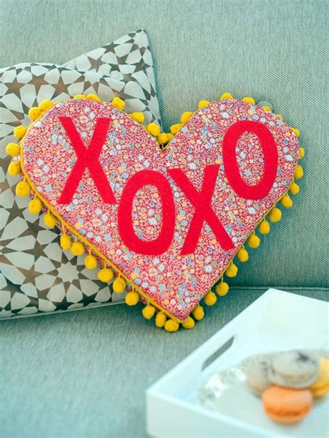 Wondering what to get him (aka your boyfriend or husband) for valentine's day? 101 Homemade Valentines Day Ideas for Him that're really CUTE