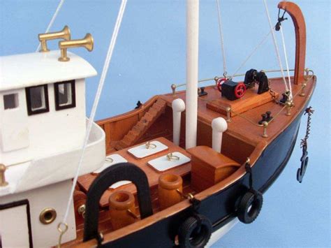 Wholesale Wooden Seas The Day Model Fishing Boat 20in Hampton Nautical