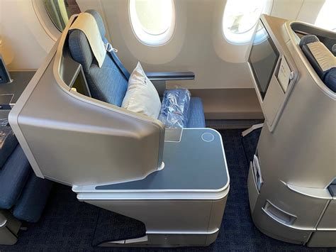 Review Philippine Airlines A350 Business Class 2023