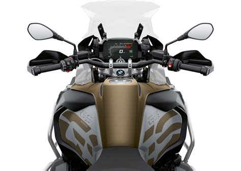Know about r 1250 gs 2020 engine, design & styling, fuel consumption, performance & braking the bmw r 1250 gs is offered petrol engine in the indonesia. 2020 BMW R1250GS Adventure Guide • Total Motorcycle