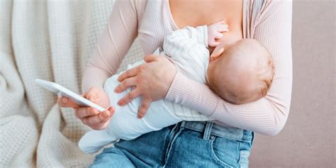 30 Breastfeeding Hacks And Tips For Breastfeeding Moms The Mom Friend