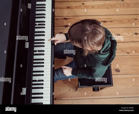 Piano Lessons Stock Photos And Piano Lessons Stock Images Alamy