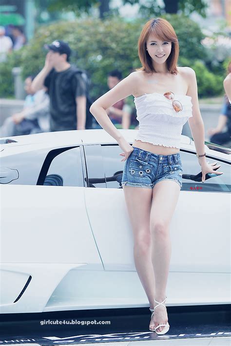 Xxx Nude Girls Kang Yui Asus Lamborghini Vx7 Roadshow