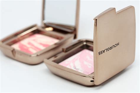 Hourglass cosmetics ambient lighting palette brand new never been used in box. The RAEviewer - A blog about luxury and high-end cosmetics ...