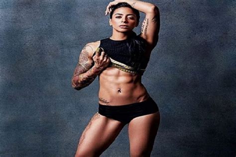 Bani J Flaunts Abs Undergoes Drastic Body Transformation The Times Of