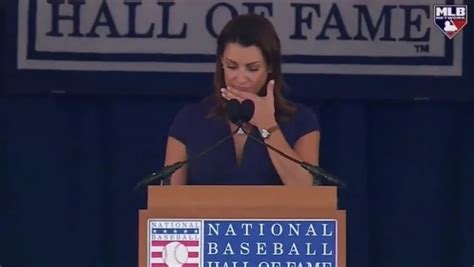Roy Halladays Wife Gave Am Emotional Speech At Hall Of Fame Ceremony Video