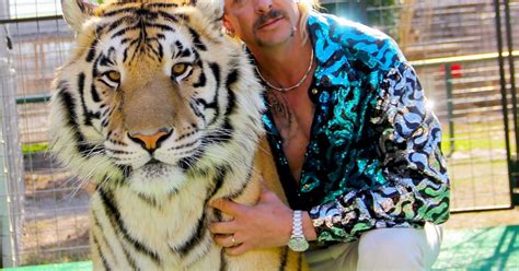 tiger king s joe exotic begs brit fans to help free him by tweeting donald trump mirror online