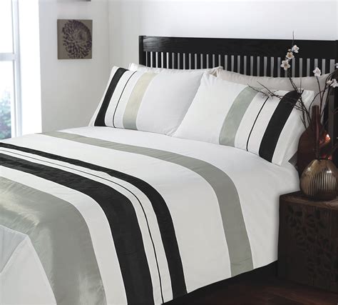 King Size Ripple And Plain Stripe Grey And White Duvet