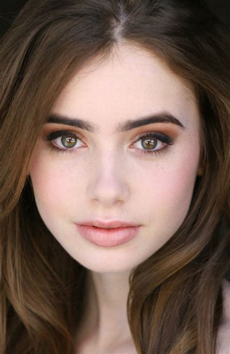 This Makeup Is Pretty Lily Collins Beauty Beautiful Eyes