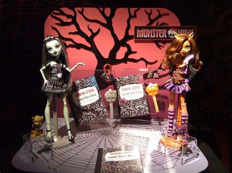 Monster High Custom Valley Of The Dolls High Line Monster High Dolls Dollies Halloween