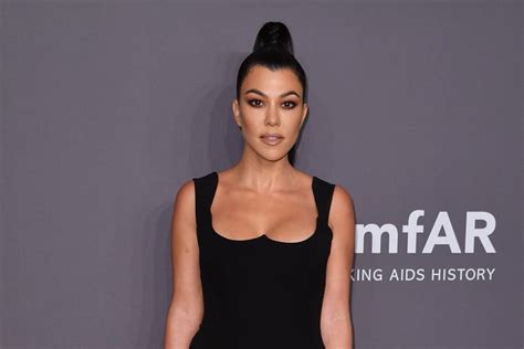Kourtney Kardashian Claps Back At Critic Of Son Reigns Long Hair