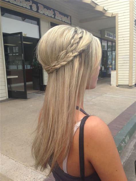 Get the latest in hair trends at design press now! Prom hair, half up, braids, teased, straight, blonde ...