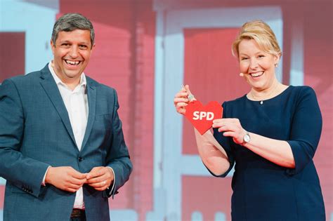 Zum zweiten mal in ihrer geschichte errichtete die sozialdemokratische partei deutschlands (spd) damit ihre zentrale für den parteivorstand in berlin. Partei - SPD Berlin