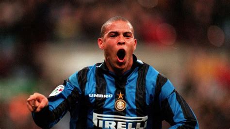 Chi è Ronaldo Il Fenomeno La Storia Di Luis Nazario De Lima