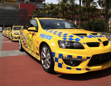 Hsv Clubsport R8 Sv R Queensland Police Vehicles Unveiled
