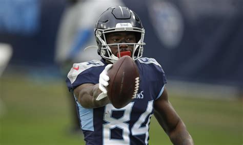 Corey Davis Contract With Jets Only Guaranteed In First 2 Years