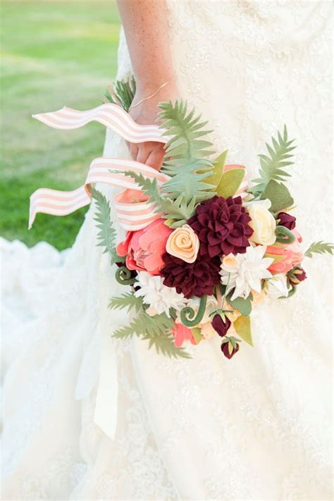 At the present time, international and domestic flower supplies have become unstable. How To Make The Most Gorgeous Felt Wedding Bouquet! | Felt ...