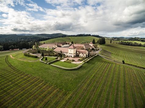 The Remote Winery In Oregon Thats Picture Perfect For A Day Trip