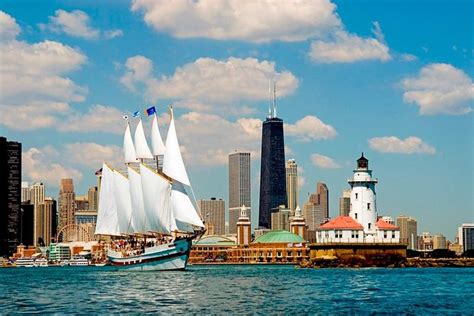 Skyline Tour Aboard 148 Ft Schooner Windy Chicagos Official Tall Ship