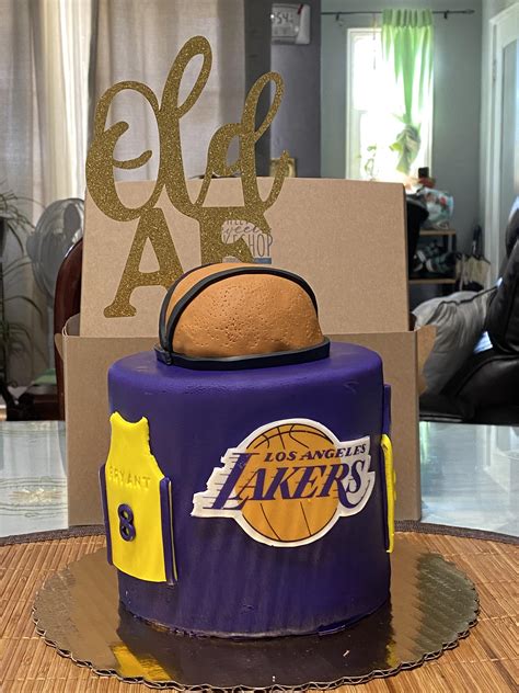 Lakers Birthday Cake Cakesbyzana Lakers Basketball Cake Hes A Chocolate Lover So I Made A