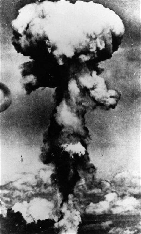 Person affected by a bomb or person affected by exposure to radioactivity) is a word of japanese origin generally designating the people affected by the 1945 atomic bombings of hiroshima and nagasaki Hiroshima, August 6, 1945. | The Viewfinder | Pinterest
