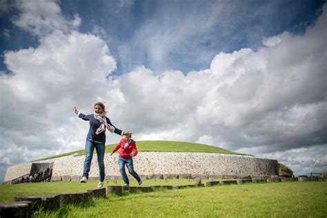 Brú Na Bóinne Visitor Centre Newgrange And Knowth Discover Boyne