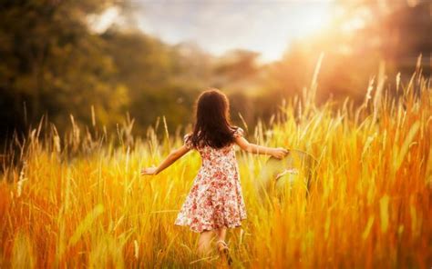 [45+] Kids Computer Wallpaper for Girls on WallpaperSafari