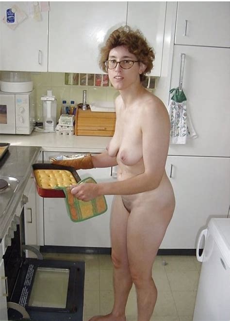 Naked Housework Pics Xhamster