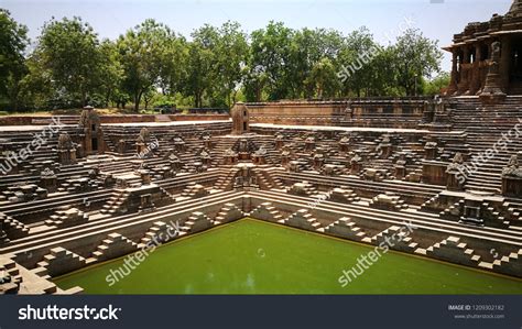 Step Well Modhera Sun Temple Gujarat Stock Photo 1209302182 Shutterstock