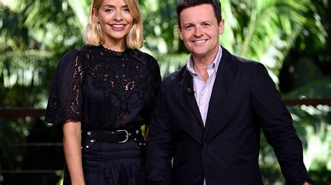 Im A Celeb Bosses Want Holly Willoughby Back Next Year Even If Ant Mcpartlin Returns After She