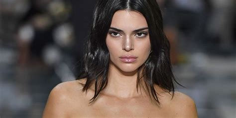 Kendall Jenner Goes Nude In Love Magazine Kendall Jenner Topless In Love Magazine